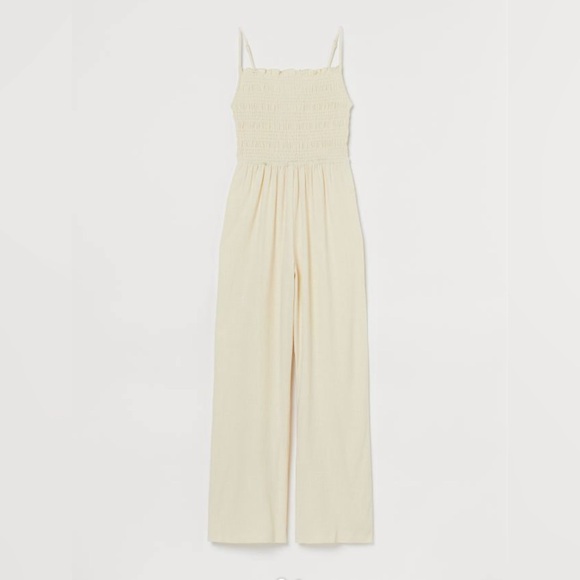NWOT XXL women’s Plus  H&M ivory, smocked, wide leg, Ankle-length jumpsuit - Picture 1 of 3